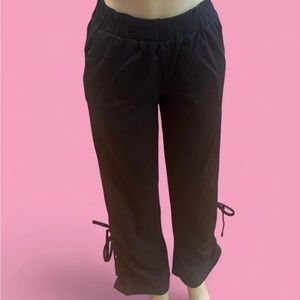 Chic Black Cropped Pants with Drawstring